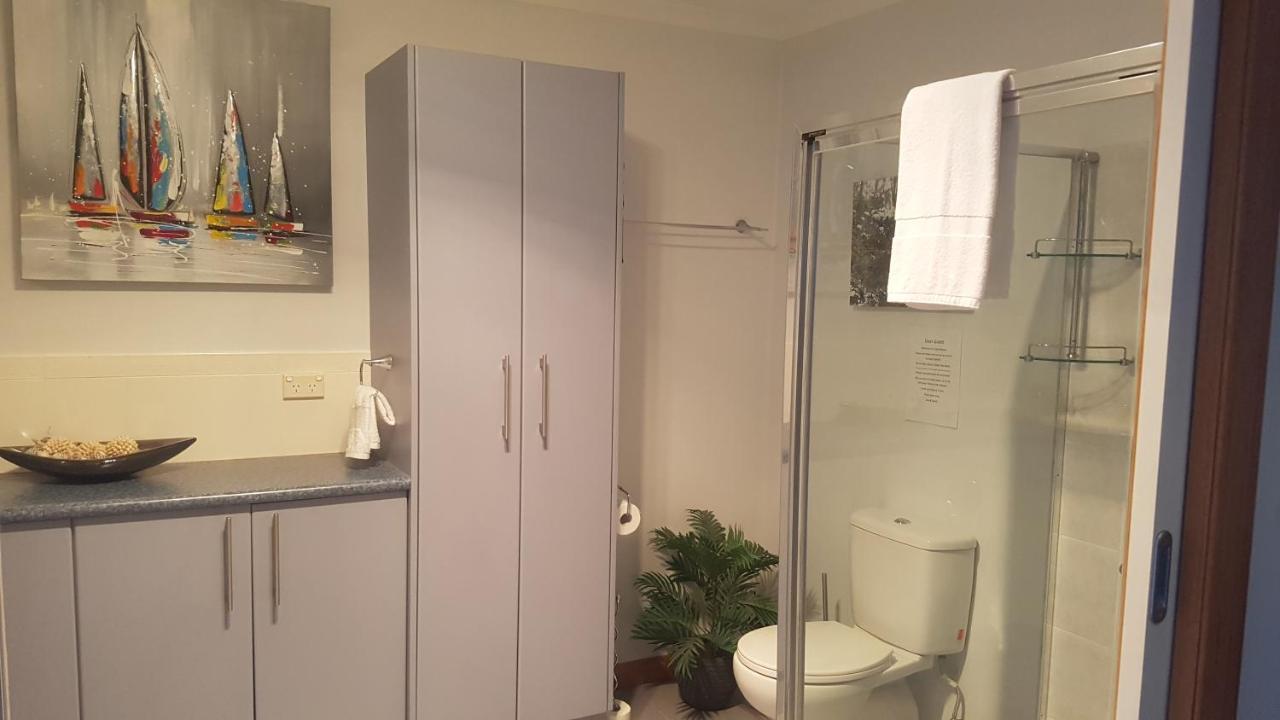 Lewisham Lewi Waters Bed & Breakfast エクステリア 写真